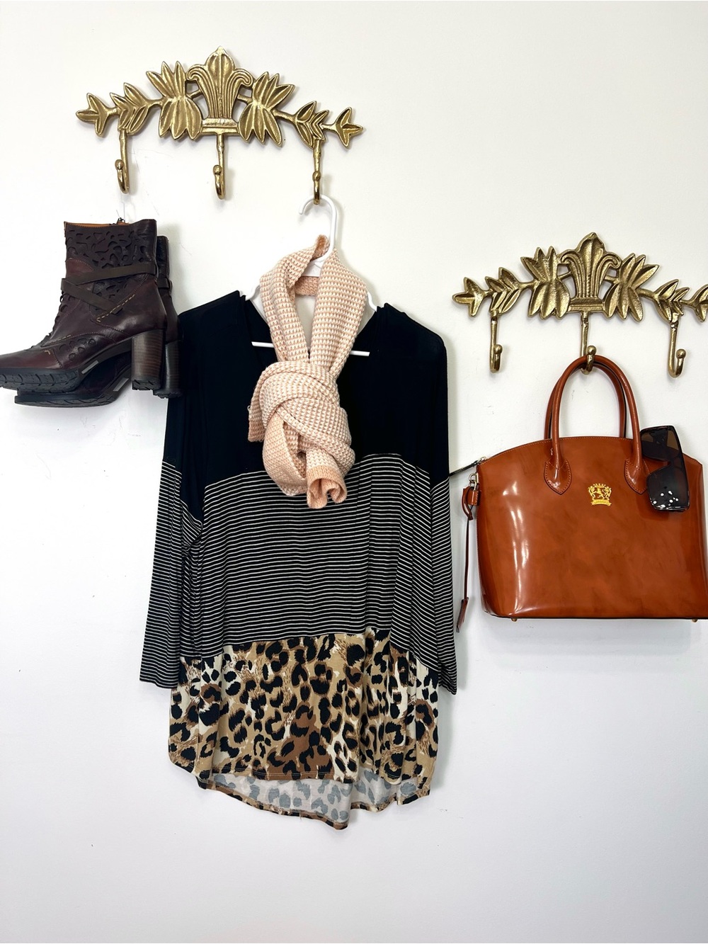 Contemporary Striped & Leopard Mixed-Print Tunic  1X ptp 26” l  30”
